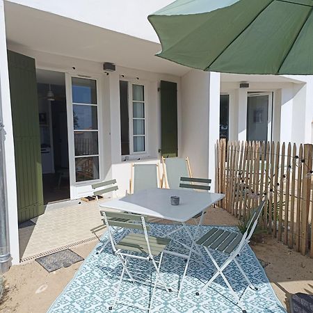 La Plage, T2 Vue Mer Rivedoux-Plage Exterior photo